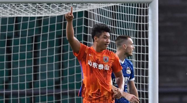 开云官网-【中超】郭田雨双响 泰山2比1沧州夺第一阶段头名