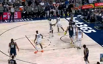 kaiyun-约翰逊杀入禁区上篮再中，掘金打出12-3小高潮反超比分